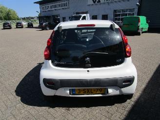 Peugeot 107 Active 5drs picture 6