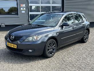 Vaurioauto  passenger cars Mazda 3 1.6 S-VT Executive 2007/10