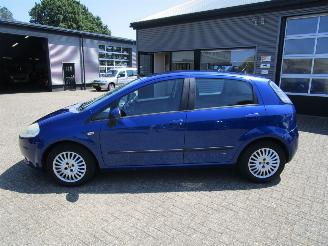Fiat Grande Punto 1.4-16V Dynamic 5drs picture 7