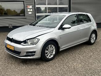 Unfallwagen Volkswagen Golf 1.2 TSI Comfortline 2014/2
