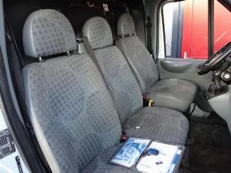 Ford Transit 300S 2.2 TDCI SHD 3 zits airco picture 15