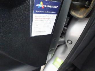 Renault Trafic 2.0 dCi 120 T29 L2H1 DC Comfort 5 pers airco navi ahk picture 31