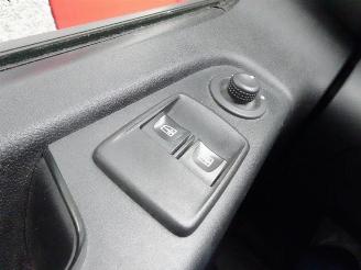 Renault Trafic 2.0 dCi 120 T29 L2H1 DC Comfort 5 pers airco navi ahk picture 16