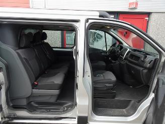 Renault Trafic 2.0 dCi 120 T29 L2H1 DC Comfort 5 pers airco navi ahk picture 7
