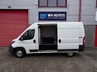 Peugeot Boxer 330 2.0 BlueHDI L2H2 Premium Pack 2 x schuifdeur picture 5