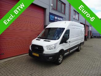 krockskadad bil bedrijf Ford Transit 350 2.0 TDCI L3H3 Trend RWD versnellingsbak stuk 2022/1