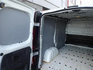 Renault Trafic 1.6 dCi T27 L1H1 Comfort 3 zits airco picture 23