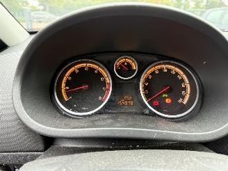 Opel Corsa 1.2-16V Selection Hatchback 3-dr. picture 20