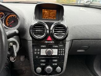 Opel Corsa 1.4-16V \'111\' Edition (Hatchback 5-dr.) picture 18