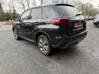 Suzuki Vitara 1.4 Boosterjet Select Smart Hybrid picture 3