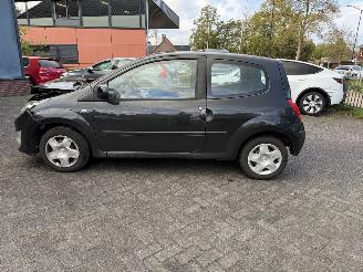 Renault Twingo 1.2 Dynamique airco picture 3