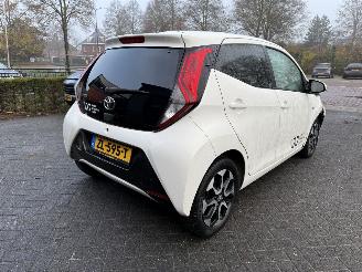 Toyota Aygo 1.0 VVT-i x-cite Hatchback 5-dr. picture 6