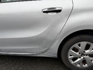 Citroën C4-picasso 1.2 PureTech Tendance 7 PERSOONS picture 36