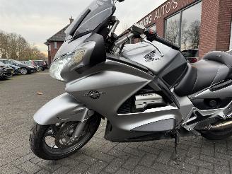 Honda ST 1300 ST 1300 Pan European ABS picture 23