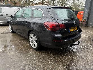  Opel Astra 1.4 Turbo Sport 2011/1