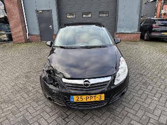 Opel Corsa 1.2-16V Essentia (Hatchback 3-dr.) picture 8