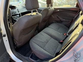 Ford Focus 1.6 EcoBoost Lease Titanium picture 15