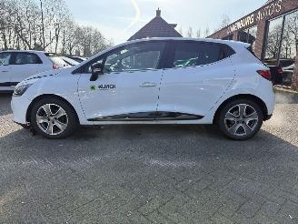 Renault Clio 0.9 TCe ECO Night&Day (Hatchback 5-dr.) picture 2