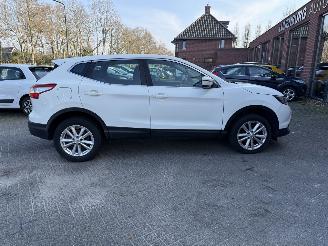 Nissan Qashqai 1.2 Acenta (SUV 5-dr.) picture 2