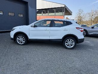 Nissan Qashqai 1.2 Acenta (SUV 5-dr.) picture 9