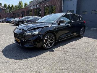 Damaged car Ford Focus 1.0 EcoBoost AUTOMAAT  ST-LINE  Titanium Business 2018/12