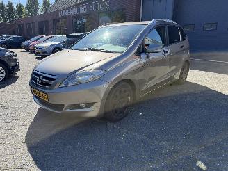 Avarii autoturisme Honda Fr-v 1.8i Lifestyle (MPV 5-dr.) 2008/5