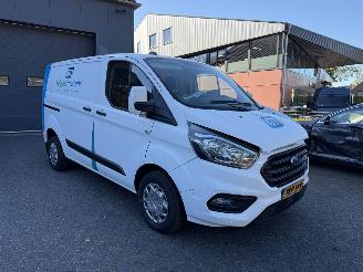 skadebil bedrijf Ford Transit Custom 280 2.0 TDCI L1H1 Trend 2020/12
