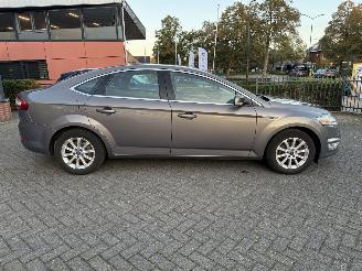 Ford Mondeo 1.6 EcoBoost Titanium (Hatchback 5-dr.) picture 6