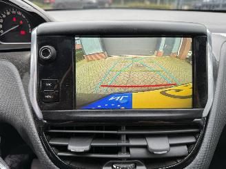 Peugeot 2008 1.2 PureTech Allure (SUV 5-dr.) picture 27