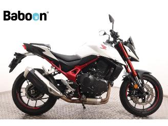 skadebil motor Honda CB 750 Hornet 2023/8