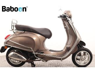 Schade scooter Vespa  Primavera 25KM 2014/4