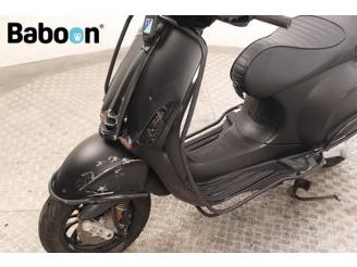 Vespa  Sprint Notte 45KM picture 17