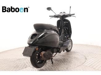 Vespa  Sprint 25KM picture 8