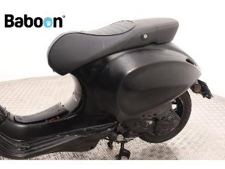 Vespa  Sprint 25KM picture 18