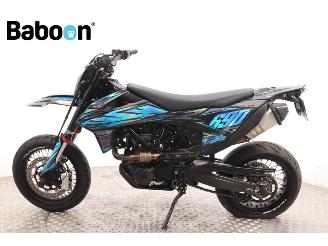 KTM 690 SMC -R picture 5