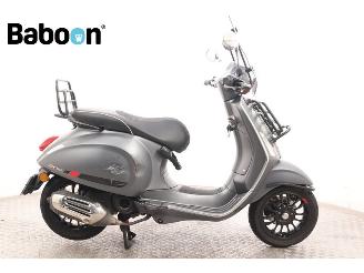 uszkodzony skutery Vespa  Sprint 45KM 2018/9