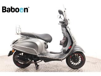 uszkodzony skutery Vespa  Sprint 25KM 2018/2