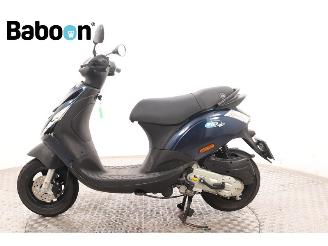 Piaggio  Zip 25KM picture 5