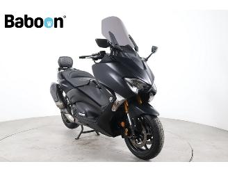 Yamaha  XP 530 T-MAX DX ABS picture 2