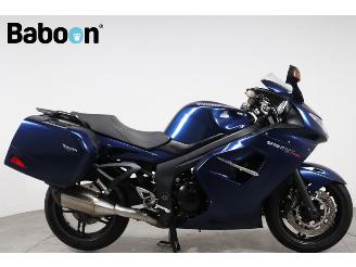 krockskadad bil motor Triumph Sprint GT ABS 2010/8