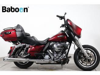 Unfall Kfz Motorrad Harley-Davidson  FLHTK Electra Glide Classic 2015/1