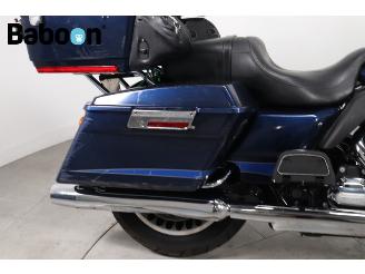 Harley-Davidson  FLTRU Road Glide Ultra ABS picture 13