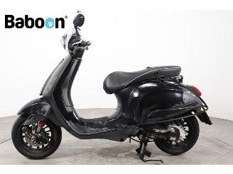 Vespa  Sprint 45KM picture 2