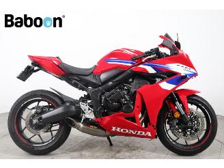 Vaurioauto  motor cycles Honda  CBR 650 R 2025/10