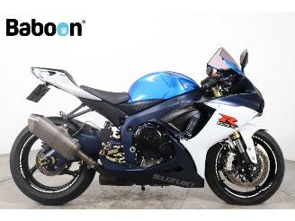 uszkodzony motocykle Suzuki  GSX-R 750 2011/9