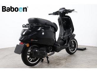 Vespa Sprint 45KM  picture 8
