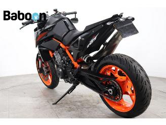 KTM  890 Duke R ABS picture 2