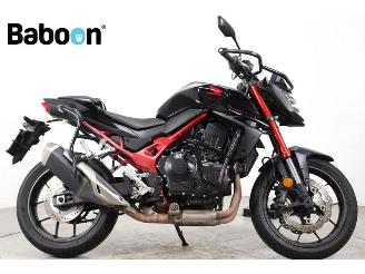 uszkodzony motocykle Honda CB 750 Hornet 2023/10