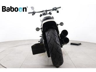 Harley-Davidson  FXFBS Softail Fat Bob 114 picture 8