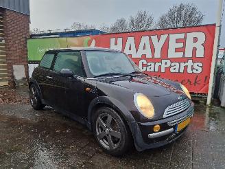 Voiture accidenté Mini One AUTOMAAT 2003/9